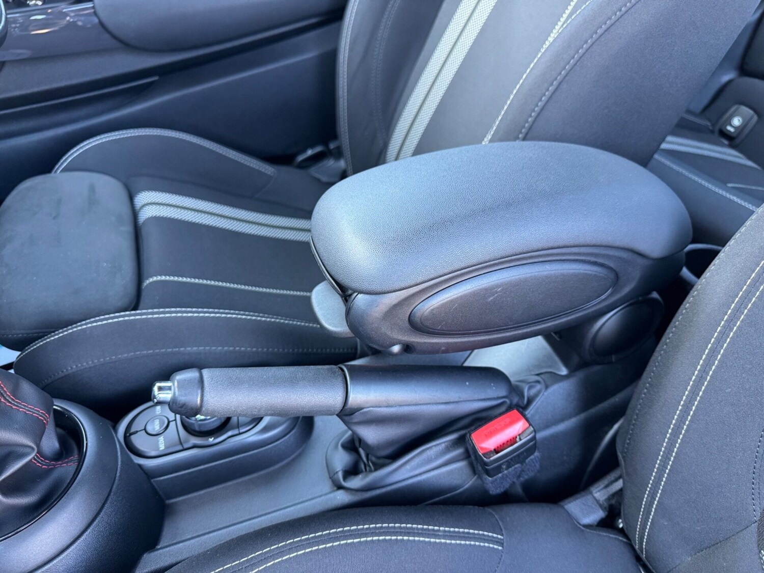 Used MINI Hatch 2019 for sale - 77493854: Photo 30