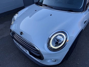 Used MINI Hatch 2018 for sale - 77324627: Photo