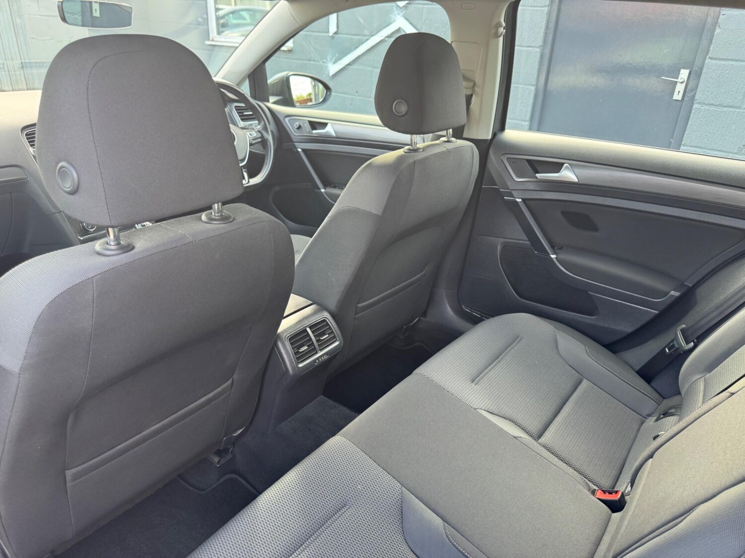 Used Volkswagen Golf 2018 for sale - 76336178: Photo 21