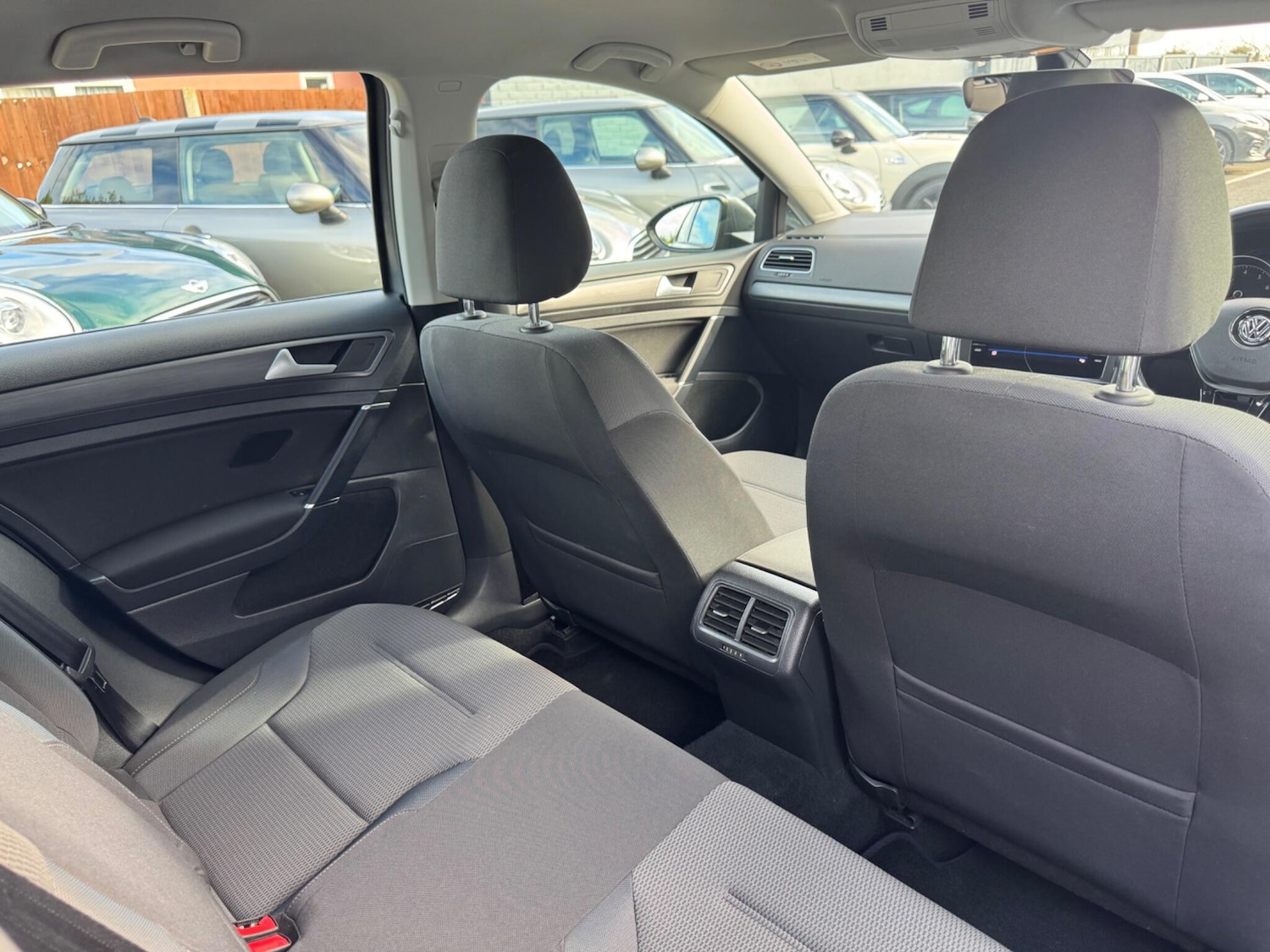 Used Volkswagen Golf 2018 for sale - 76336178: Photo 27