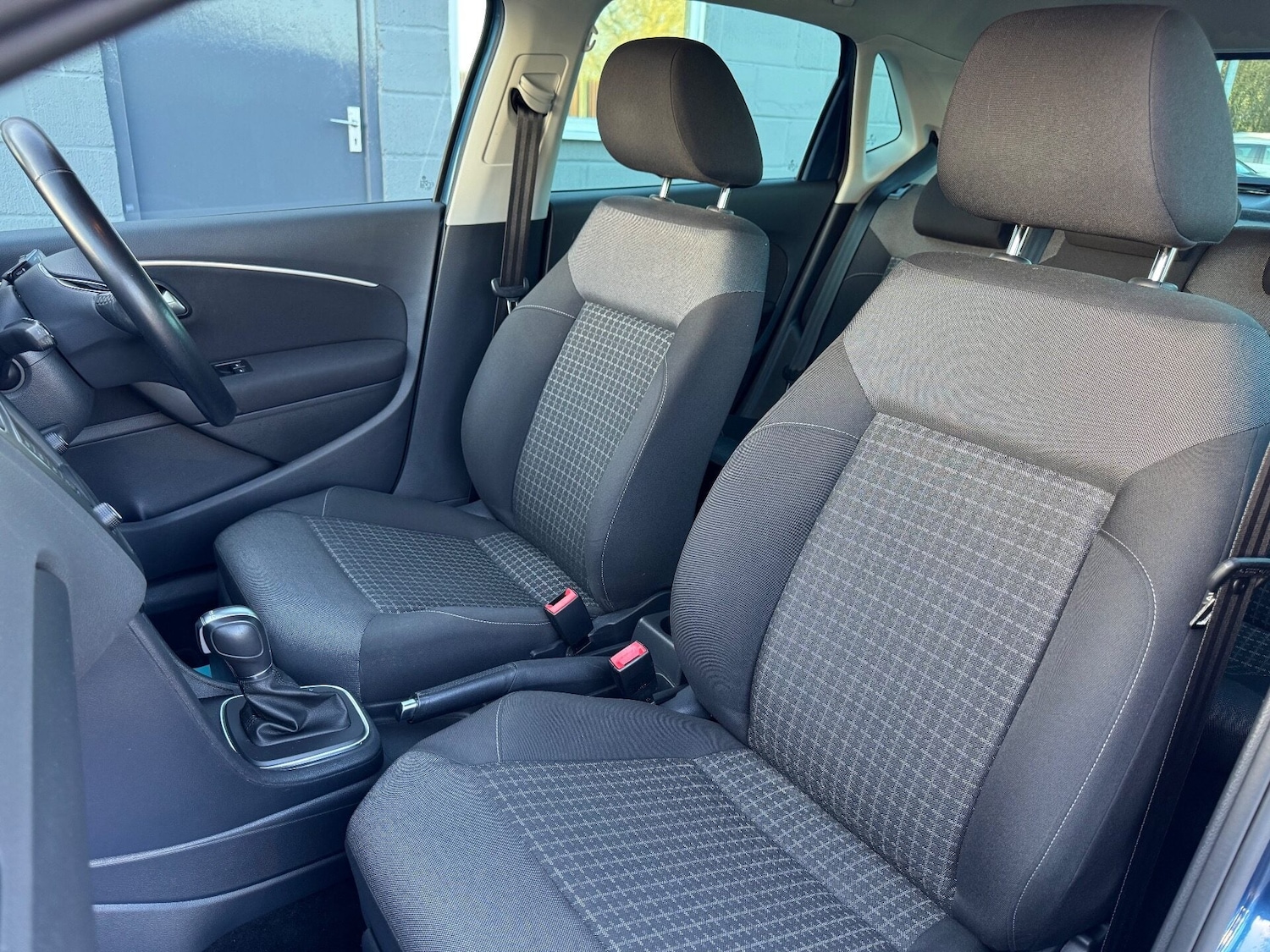 Used Volkswagen Polo 2016 for sale - 77167113: Photo 38