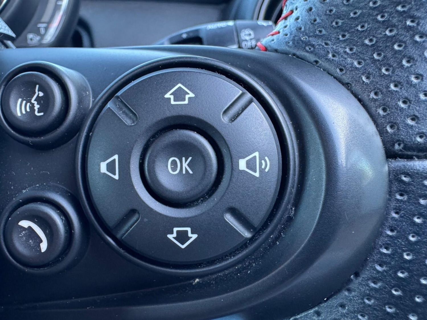 Used MINI Hatch 2018 for sale - 76576614: Photo 25