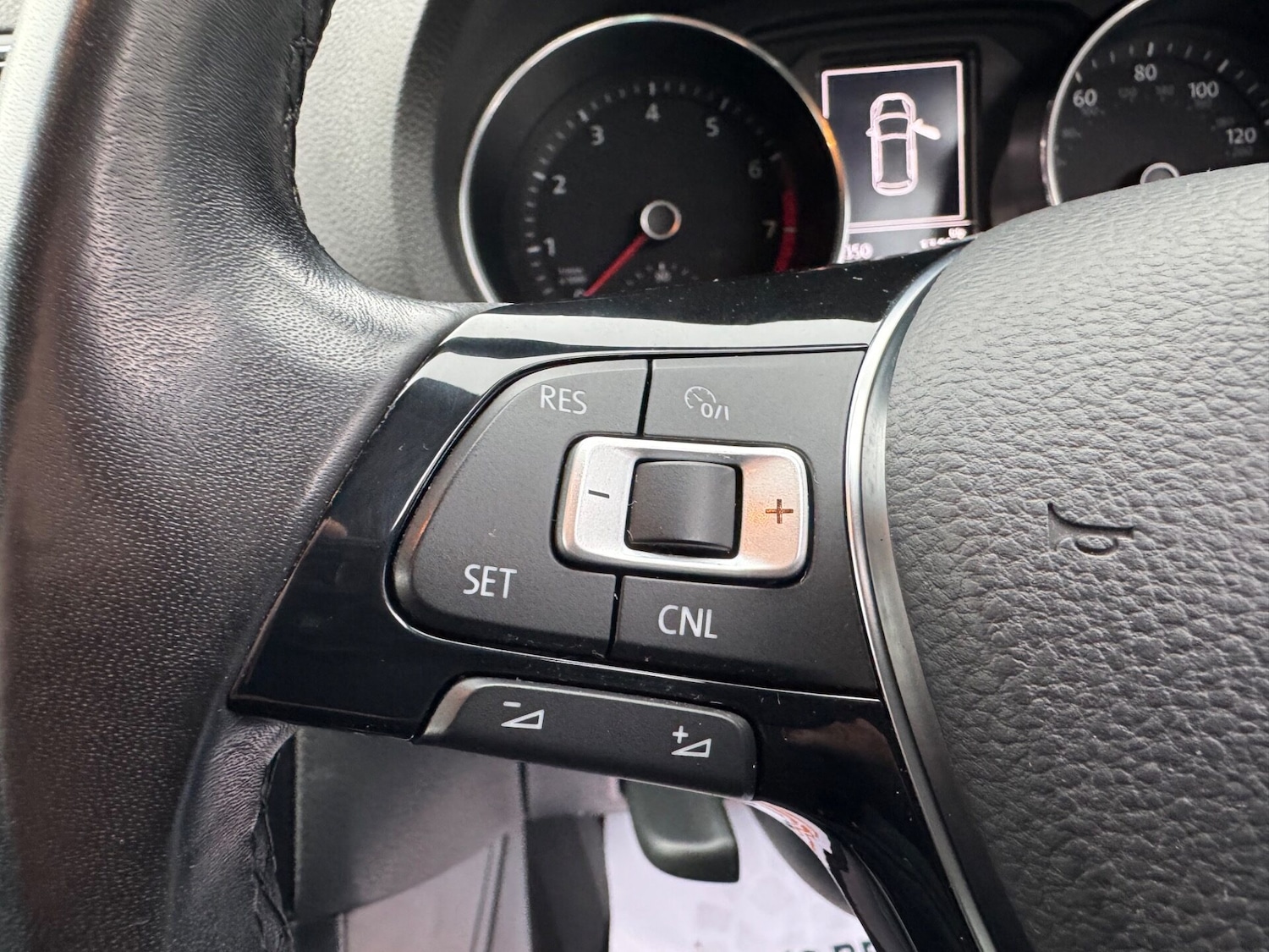 Used Volkswagen Polo 2016 for sale - 76576608: Photo 21