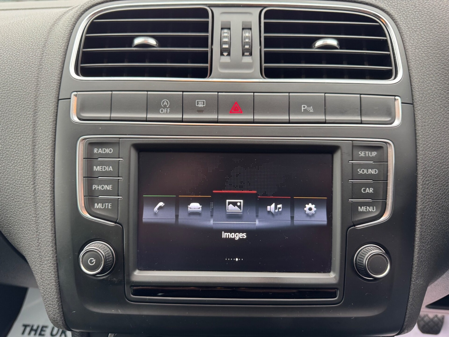 Used Volkswagen Polo 2016 for sale - 76576608: Photo 29