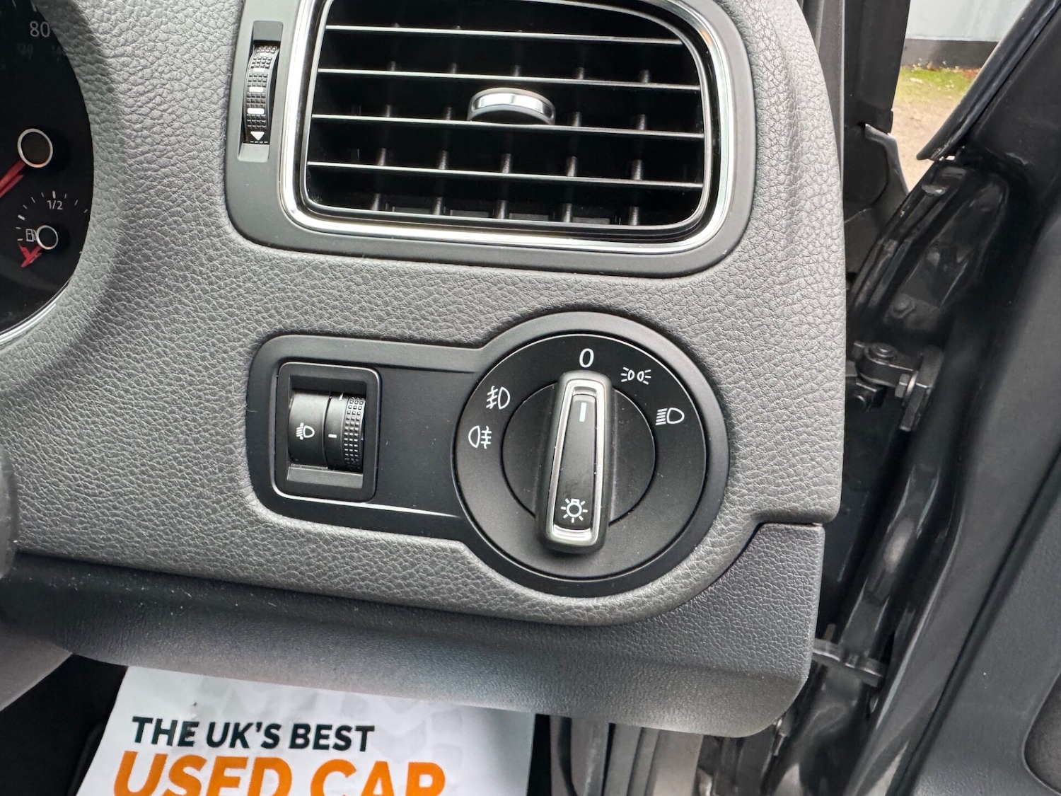 Used Volkswagen Polo 2016 for sale - 76576608: Photo 32