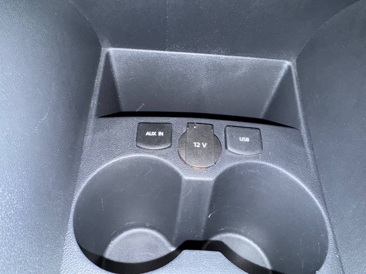 Used Volkswagen Polo 2016 for sale - 76576608: Photo 37