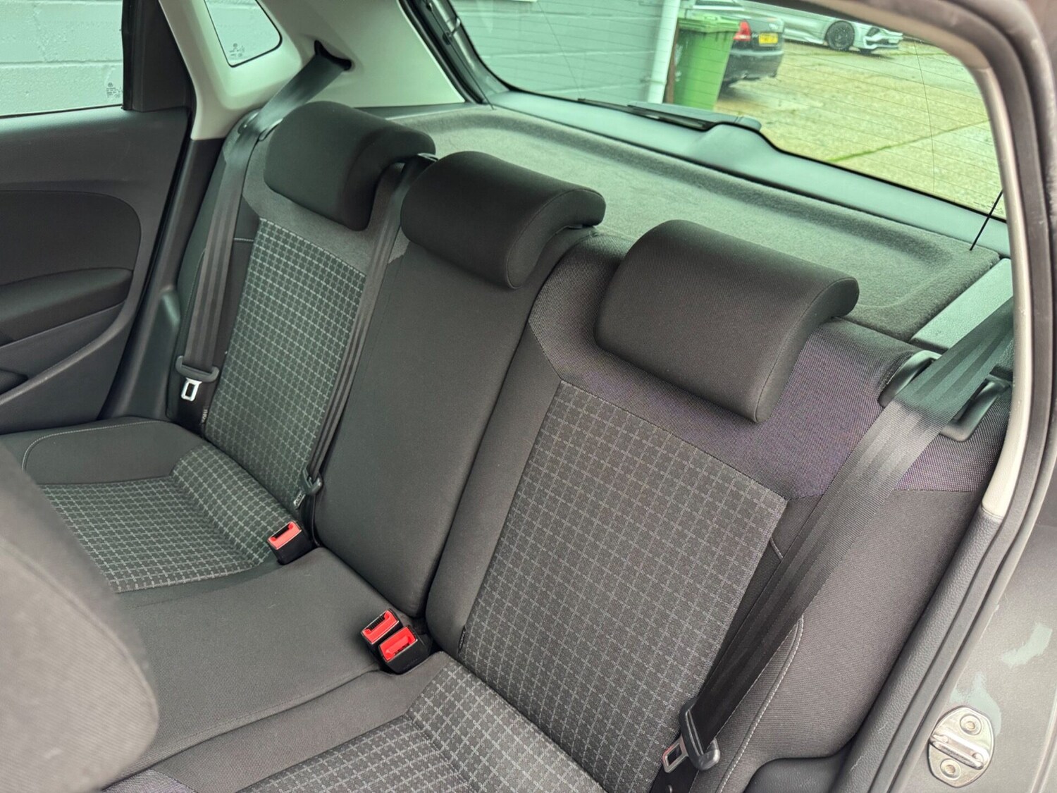 Used Volkswagen Polo 2016 for sale - 76576608: Photo 44