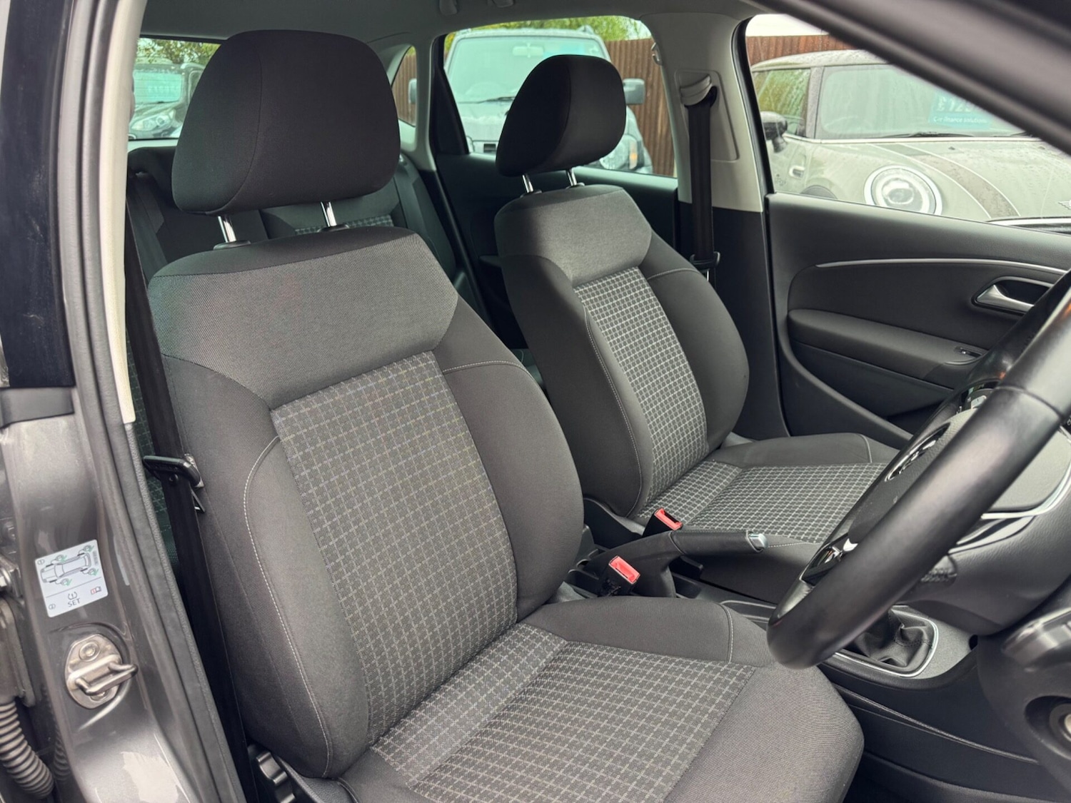 Used Volkswagen Polo 2016 for sale - 76576608: Photo 53