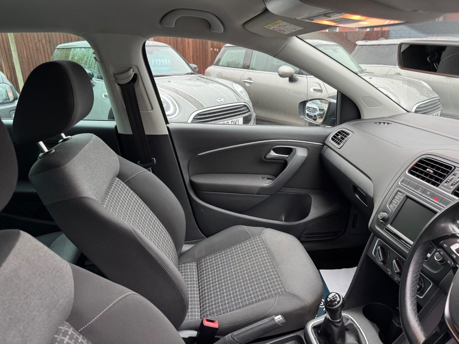 Used Volkswagen Polo 2016 for sale - 76576608: Photo 56