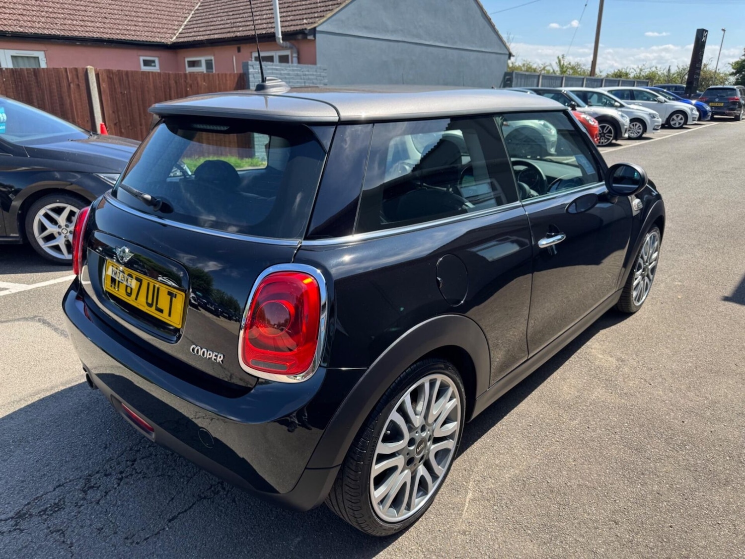 Used MINI Hatch 2017 for sale - 76576603: Photo 2