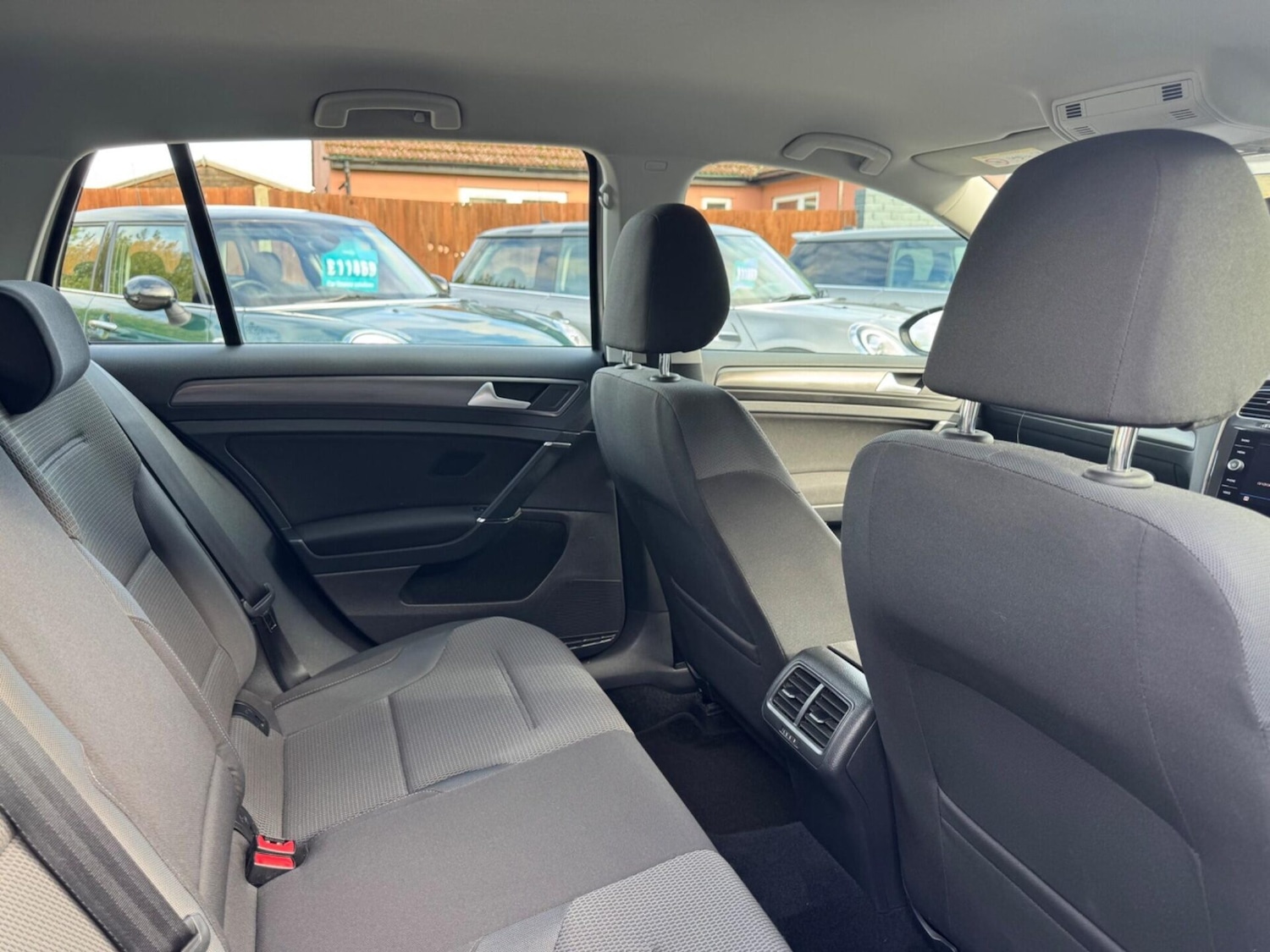 Used Volkswagen Golf 2018 for sale - 76576605: Photo 23