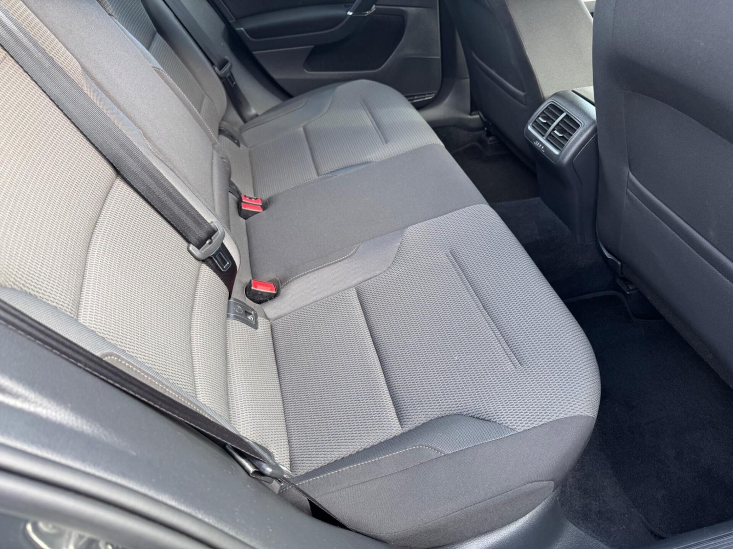 Used Volkswagen Golf 2018 for sale - 76576605: Photo 24