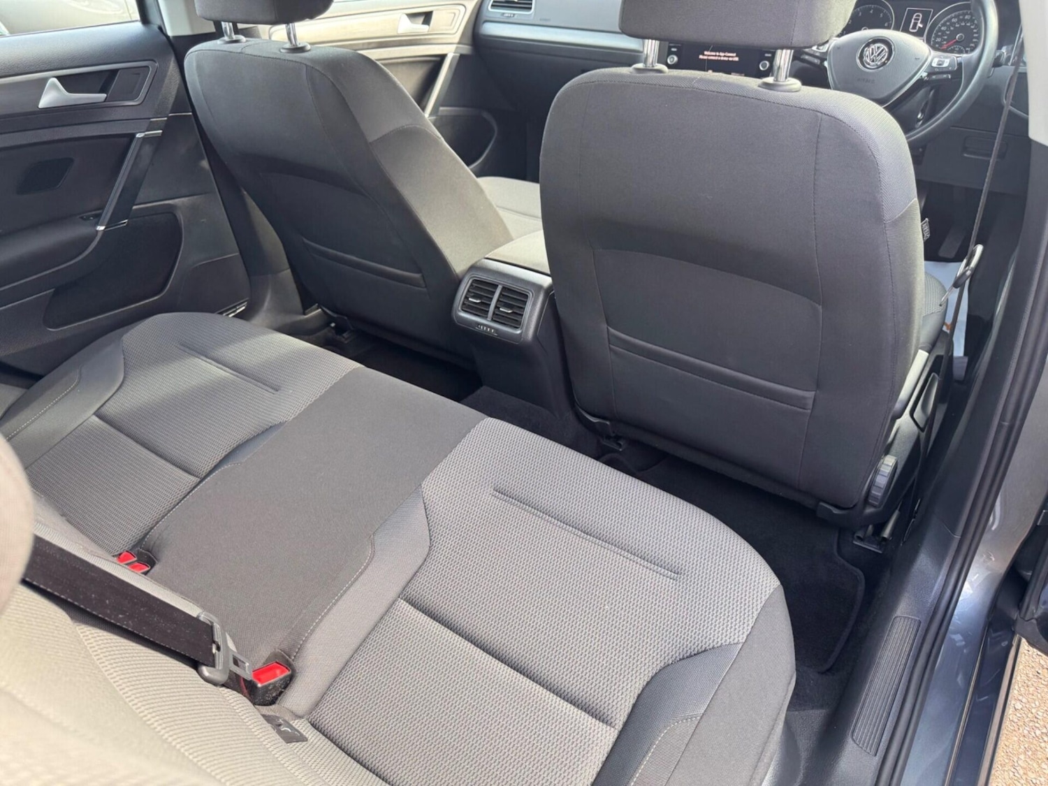 Used Volkswagen Golf 2018 for sale - 76576605: Photo 26