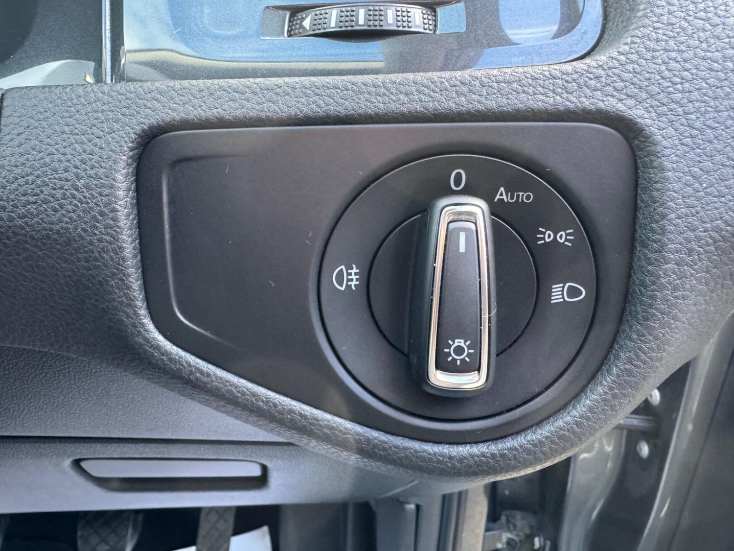 Used Volkswagen Golf 2018 for sale - 76576605: Photo 37