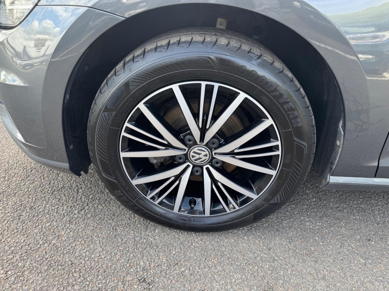 Used Volkswagen Golf 2018 for sale - 76576605: Photo 42