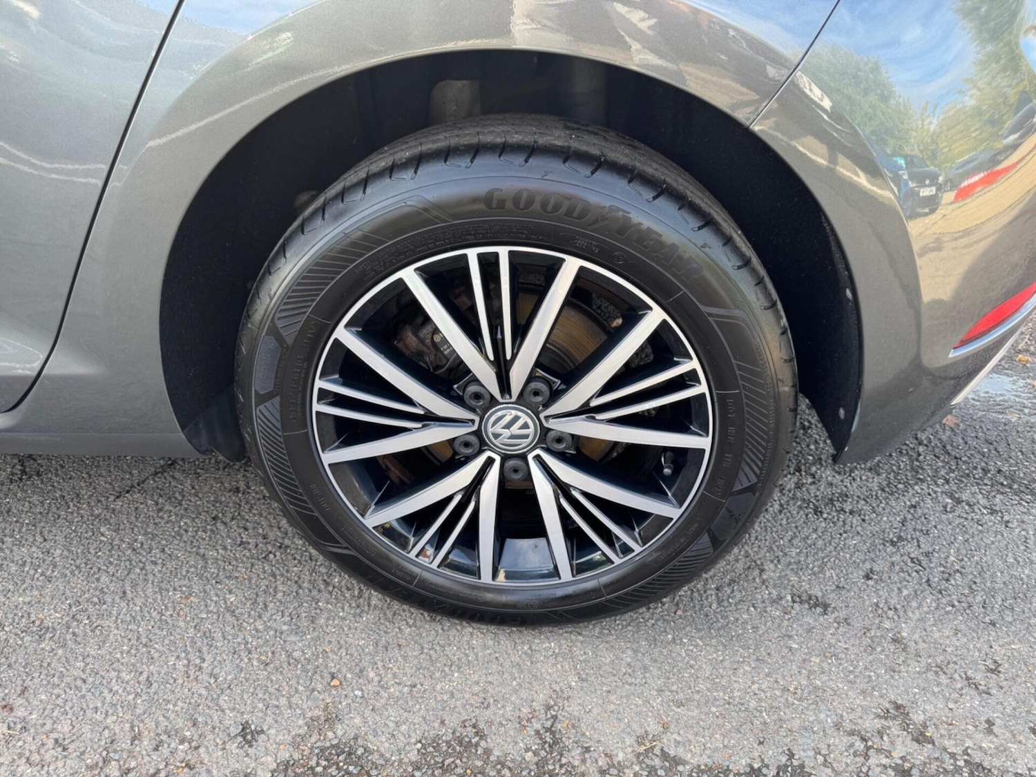 Used Volkswagen Golf 2018 for sale - 76576605: Photo 43