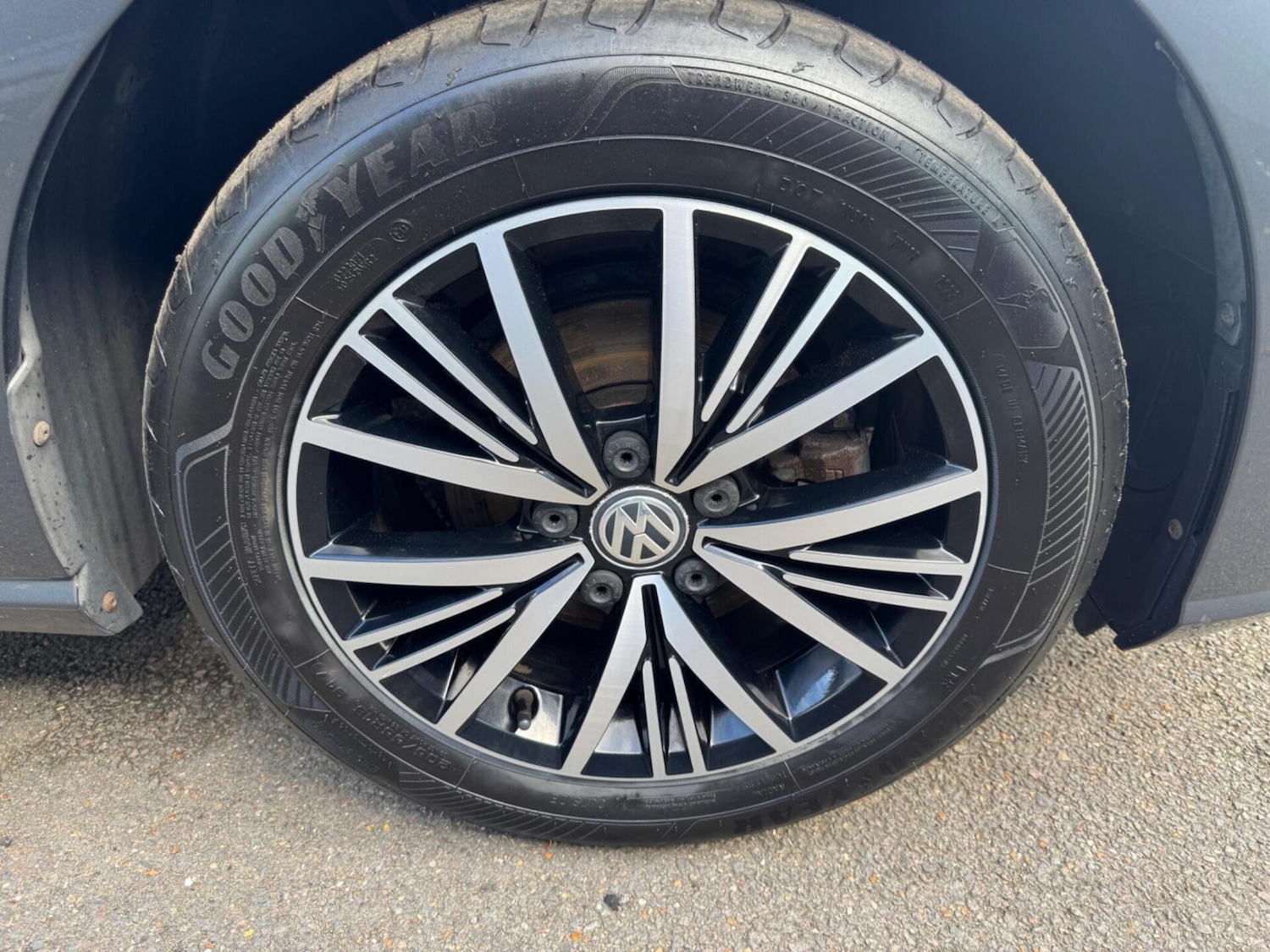 Used Volkswagen Golf 2018 for sale - 76576605: Photo 45