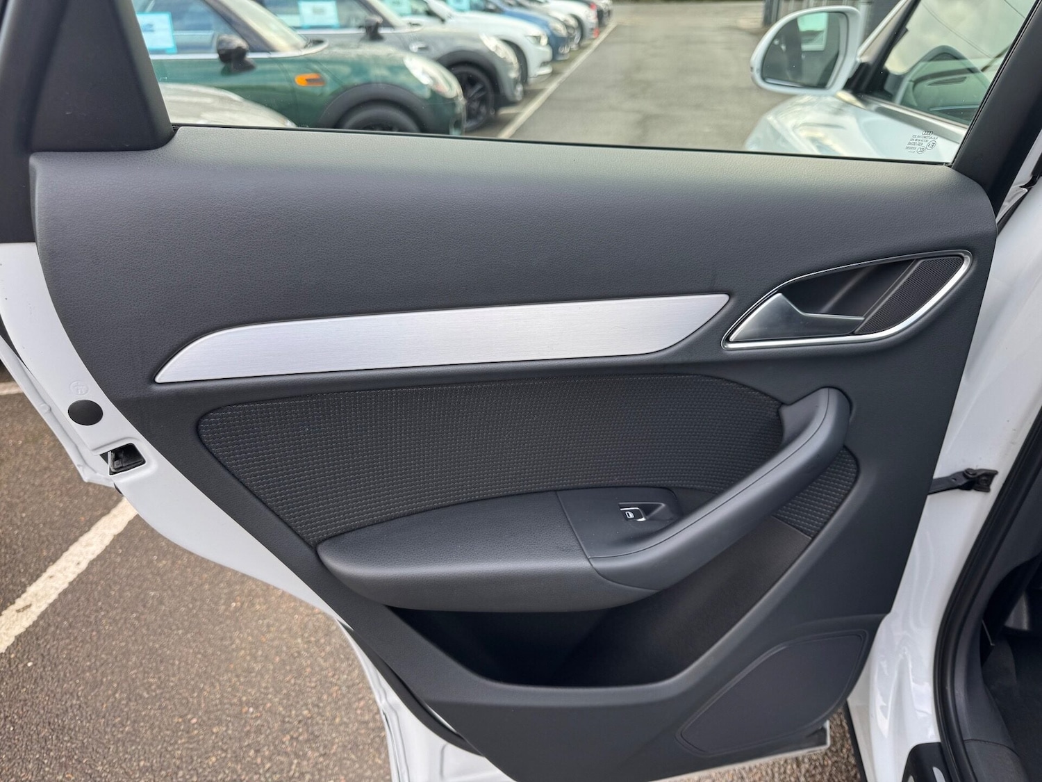 Used Audi Q3 2017 for sale - 77167111: Photo 60