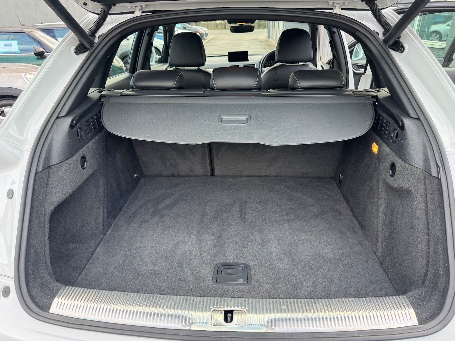 Used Audi Q3 2017 for sale - 77167111: Photo 61