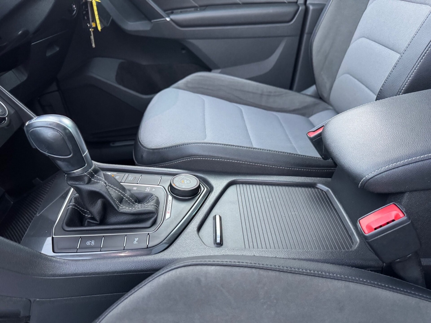 Used Volkswagen Tiguan 2018 for sale - 77167120: Photo 22