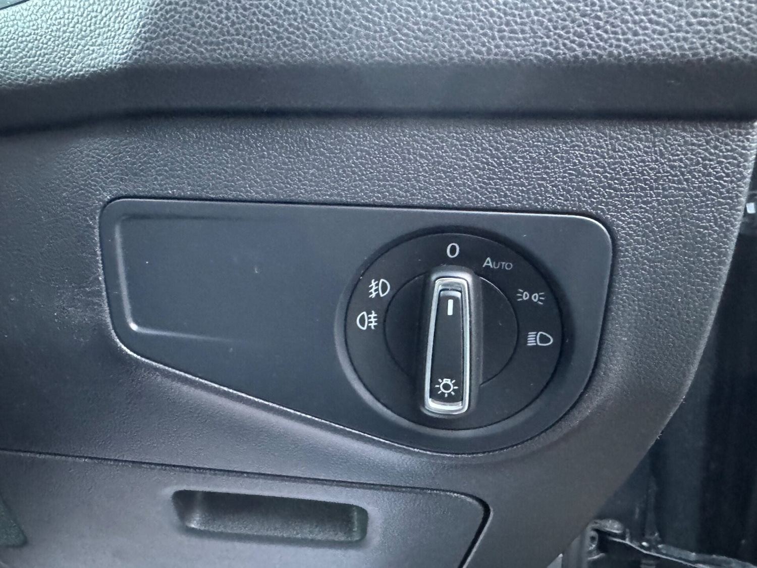 Used Volkswagen Tiguan 2018 for sale - 77167120: Photo 36