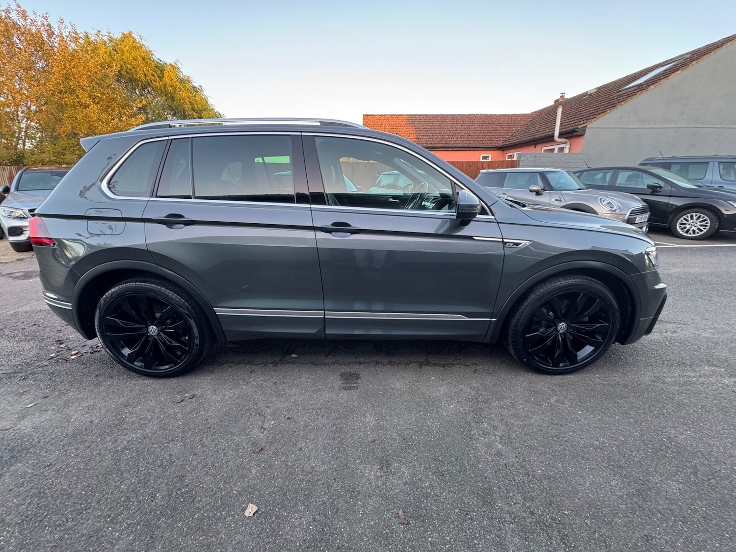 Used Volkswagen Tiguan 2018 for sale - 77167120: Photo 5