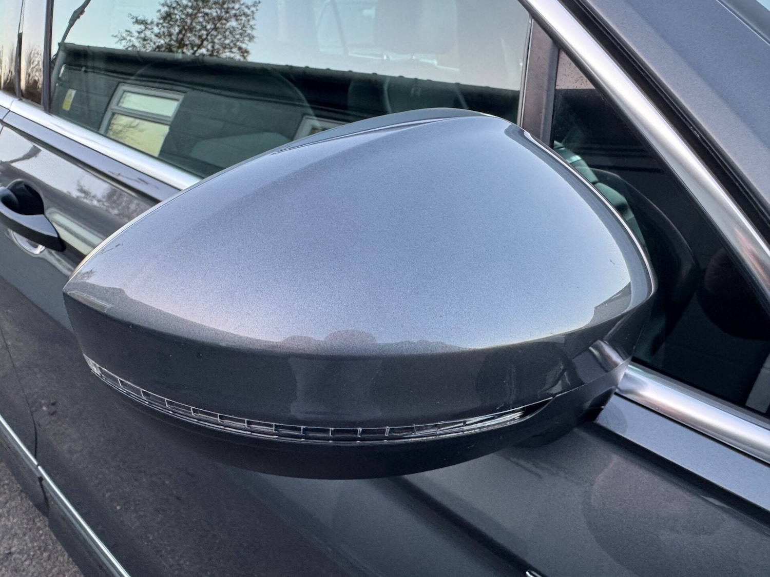 Used Volkswagen Tiguan 2018 for sale - 77167120: Photo 51