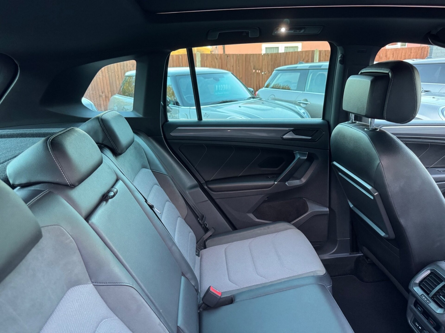 Used Volkswagen Tiguan 2018 for sale - 77167120: Photo 56