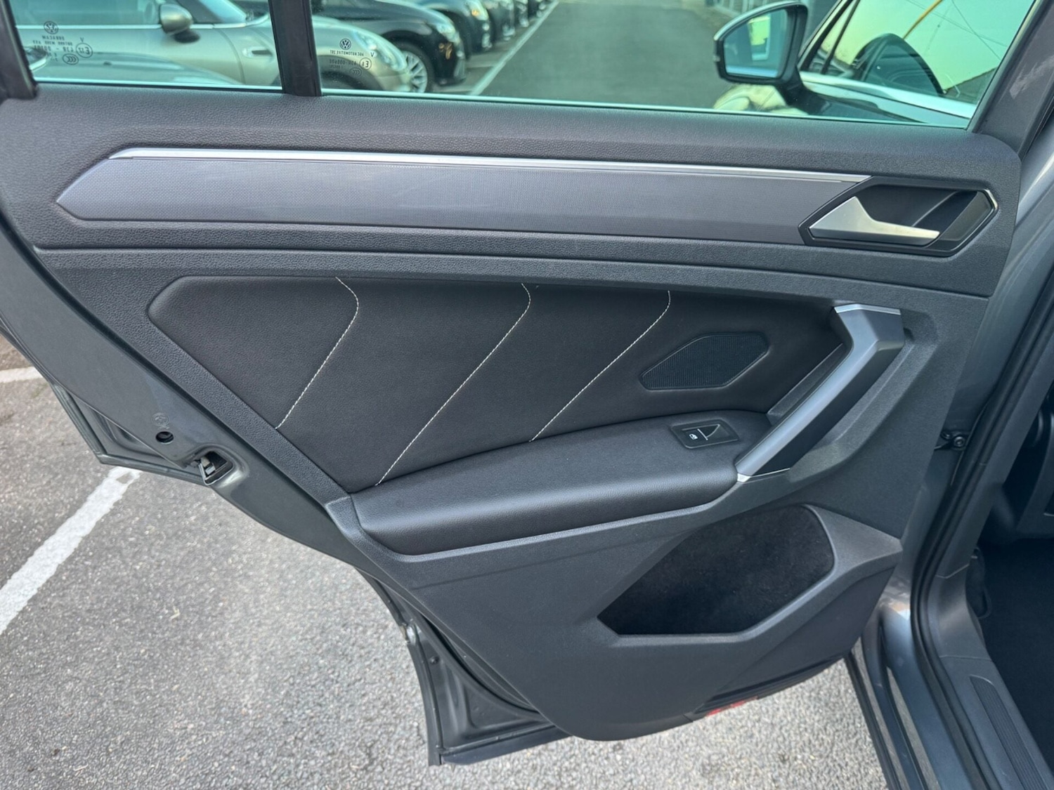 Used Volkswagen Tiguan 2018 for sale - 77167120: Photo 59