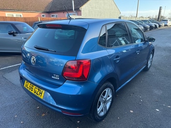 Used Volkswagen Polo 2016 for sale - 76723987: Photo