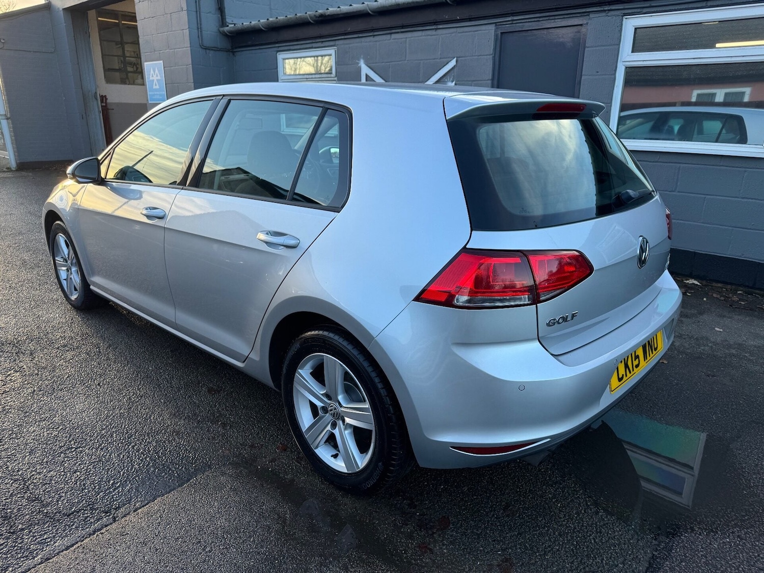 Used Volkswagen Golf 2015 for sale - 77167118: Photo 6