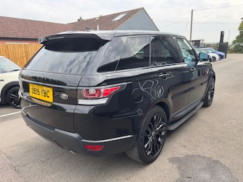 Used Land Rover Range Rover Sport 2015 for sale - 79430138: Photo