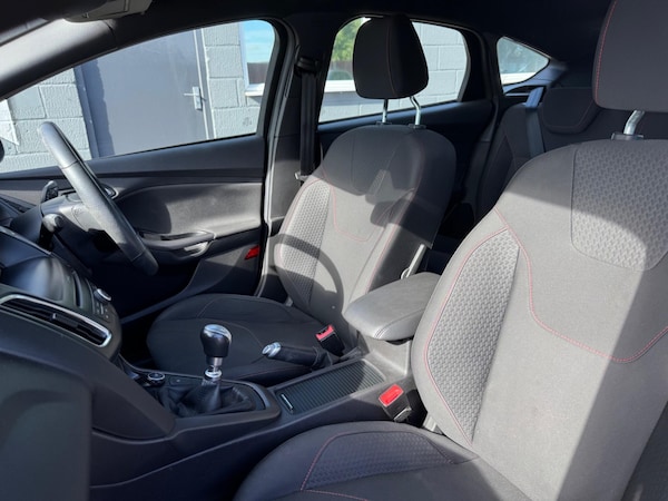 Used Ford Focus 2017 for sale - 76042510: Photo 24