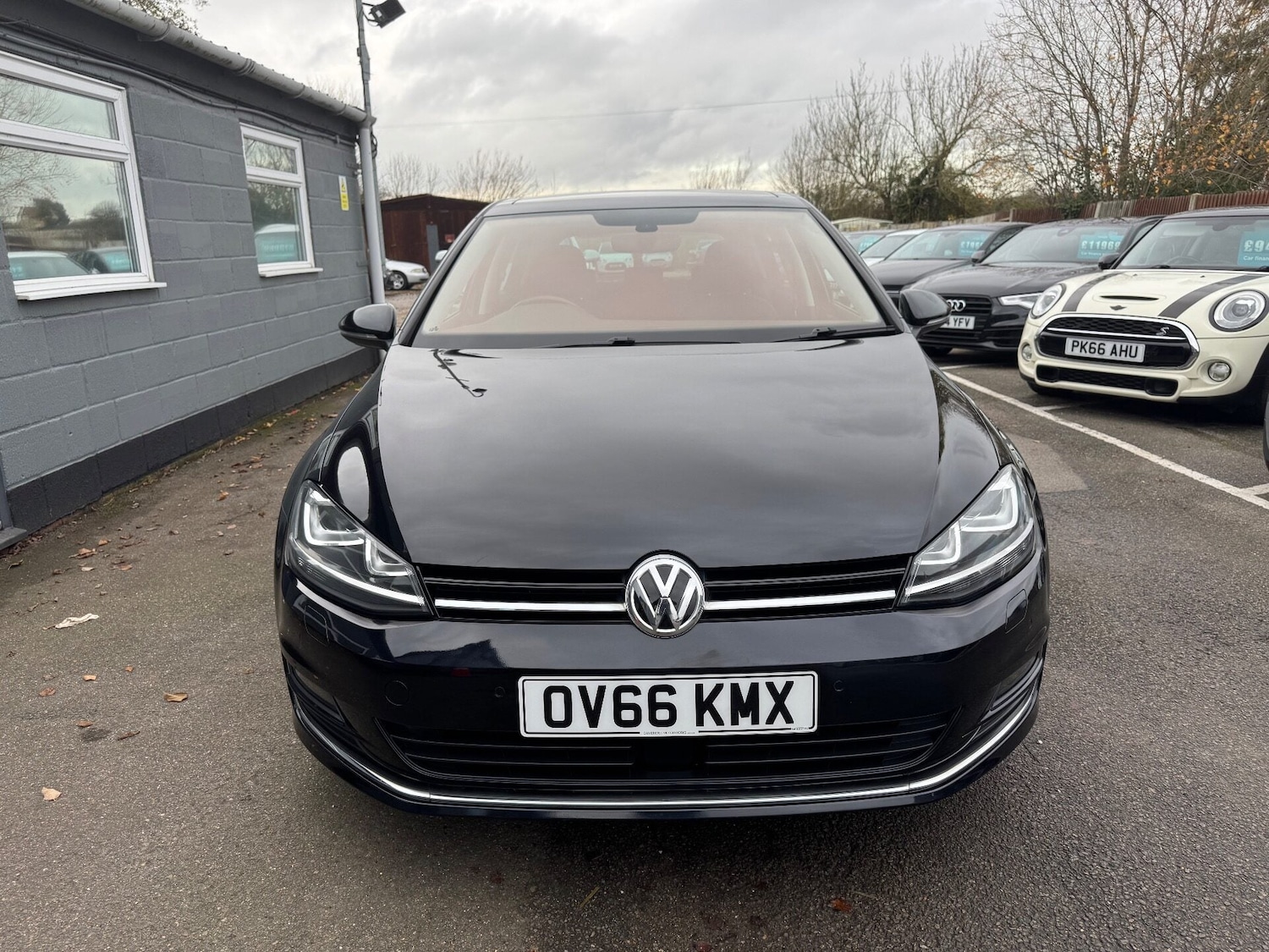 Used Volkswagen Golf 2016 for sale - 77167119: Photo 3