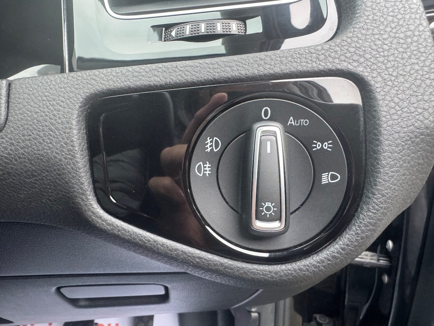 Used Volkswagen Golf 2016 for sale - 77167119: Photo 40