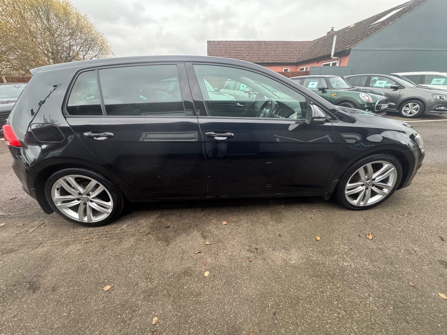 Used Volkswagen Golf 2016 for sale - 77167119: Photo 5