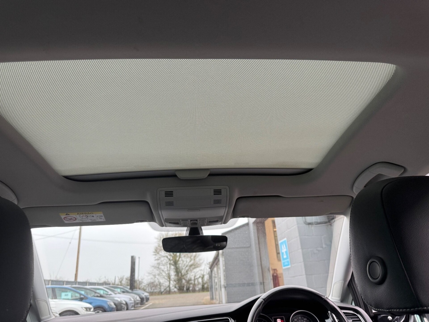 Used Volkswagen Golf 2016 for sale - 77167119: Photo 53