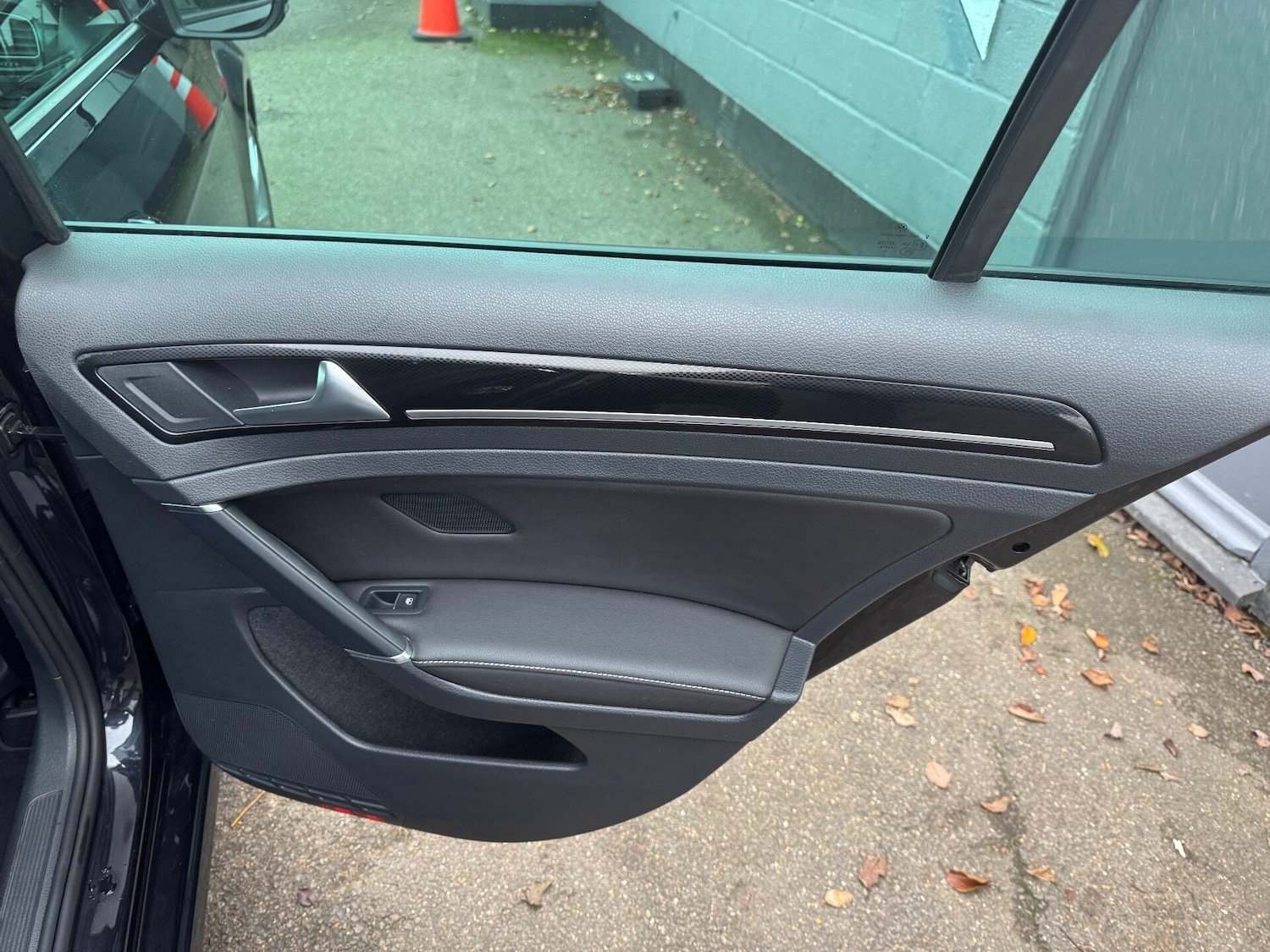 Used Volkswagen Golf 2016 for sale - 77167119: Photo 59