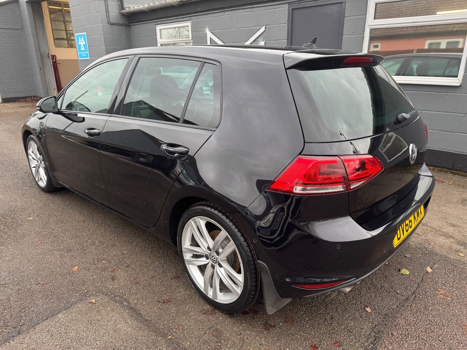 Used Volkswagen Golf 2016 for sale - 77167119: Photo 7