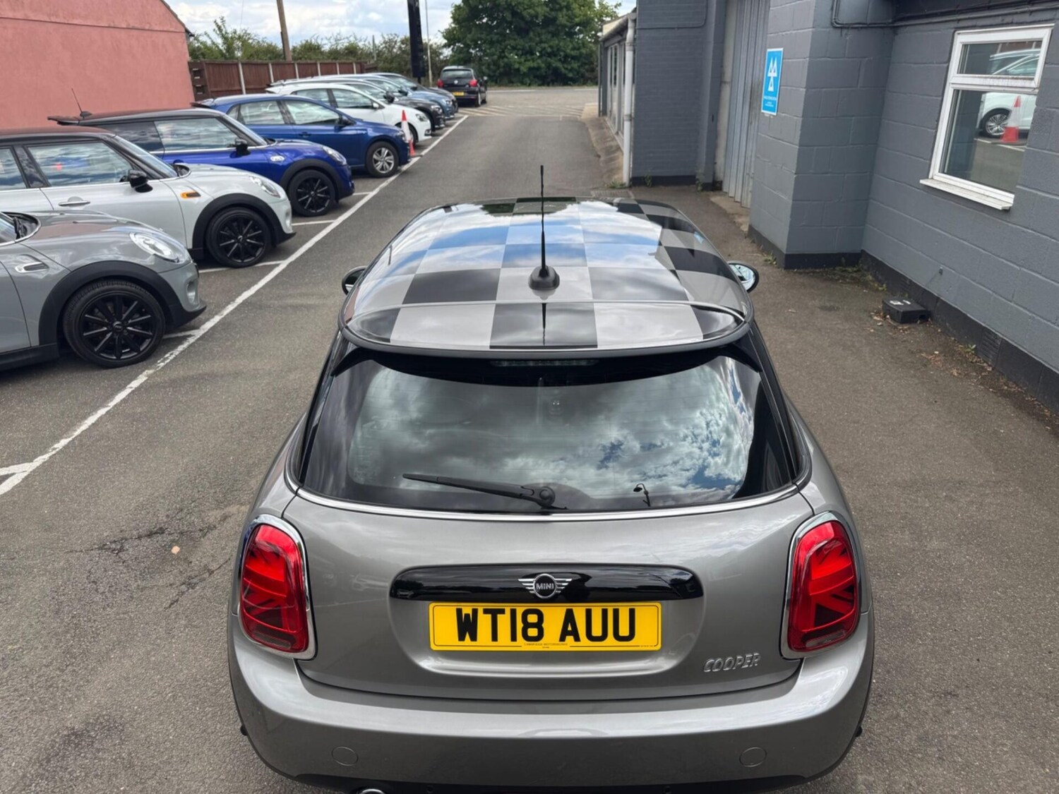 Used MINI Hatch 2018 for sale - 76576600: Photo 11