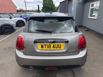 Used MINI Hatch 2018 for sale - 76576600: Photo