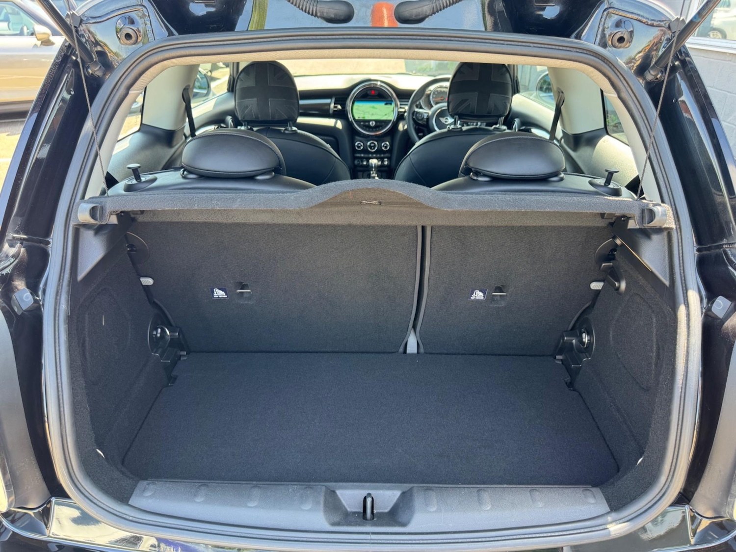 Vehicle 28