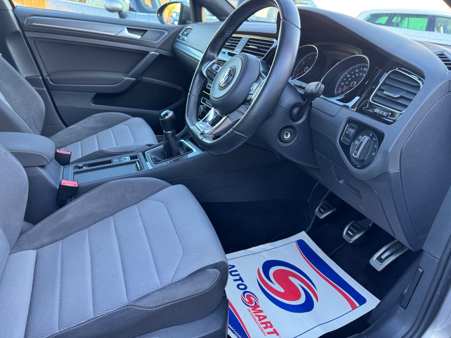 Used Volkswagen Golf 2016 for sale - 76798563: Photo 27