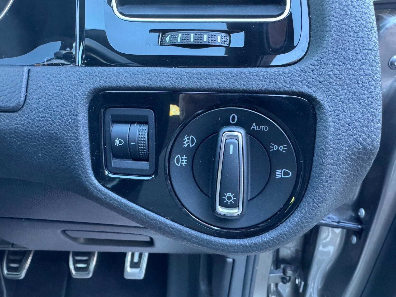 Used Volkswagen Golf 2016 for sale - 76798563: Photo 37