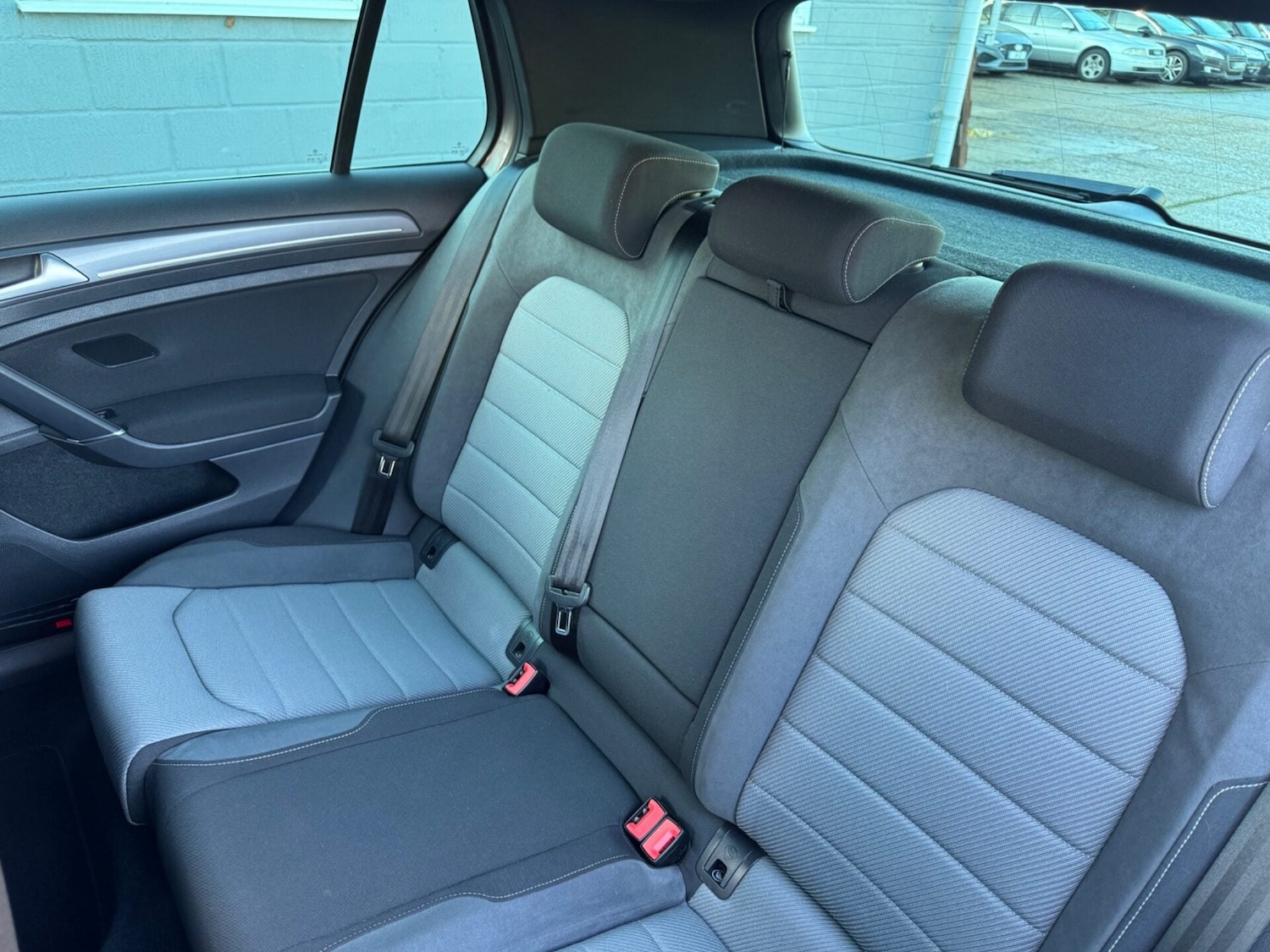 Used Volkswagen Golf 2016 for sale - 76798563: Photo 49