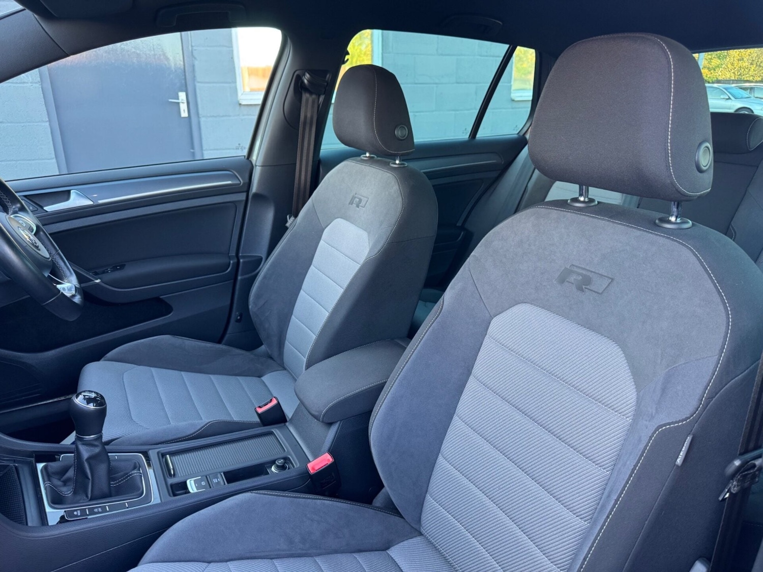 Used Volkswagen Golf 2016 for sale - 76798563: Photo 50