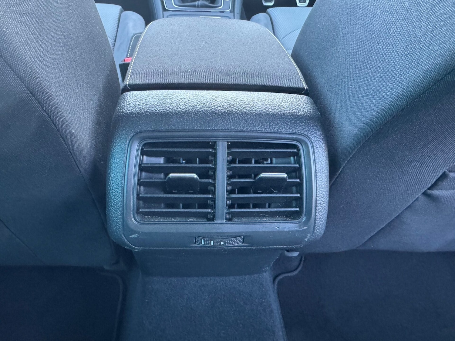 Used Volkswagen Golf 2016 for sale - 76798563: Photo 62