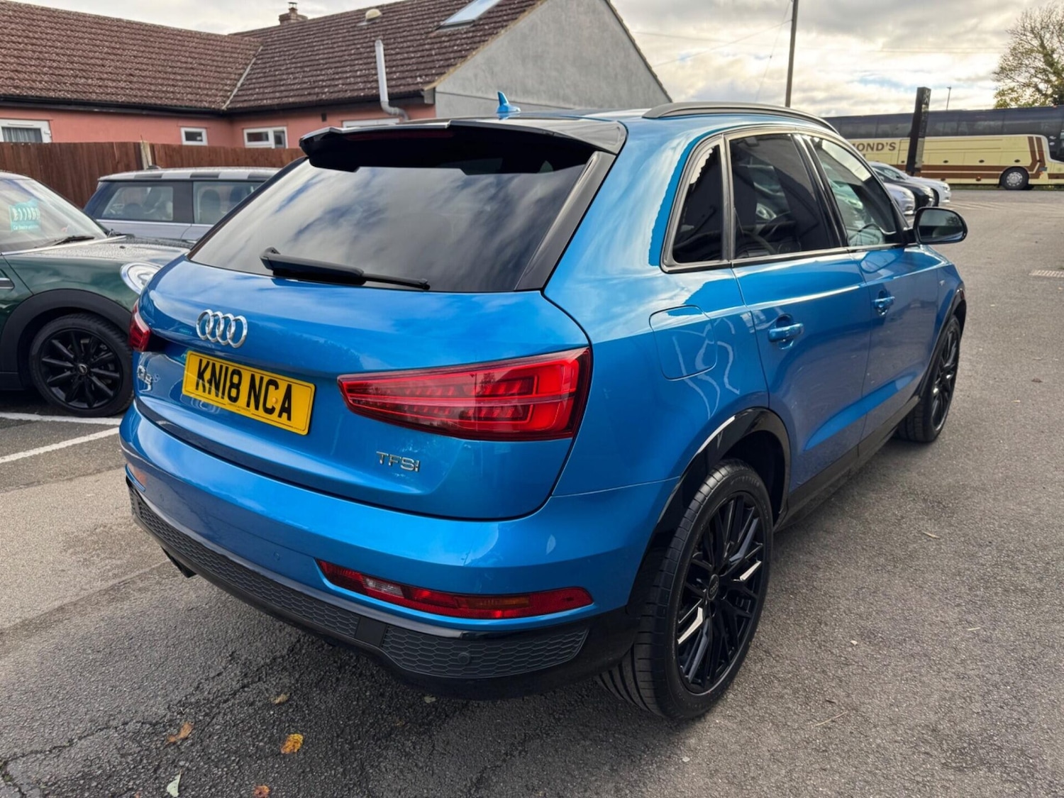 Used Audi Q3 2018 for sale - 76576593: Photo 2