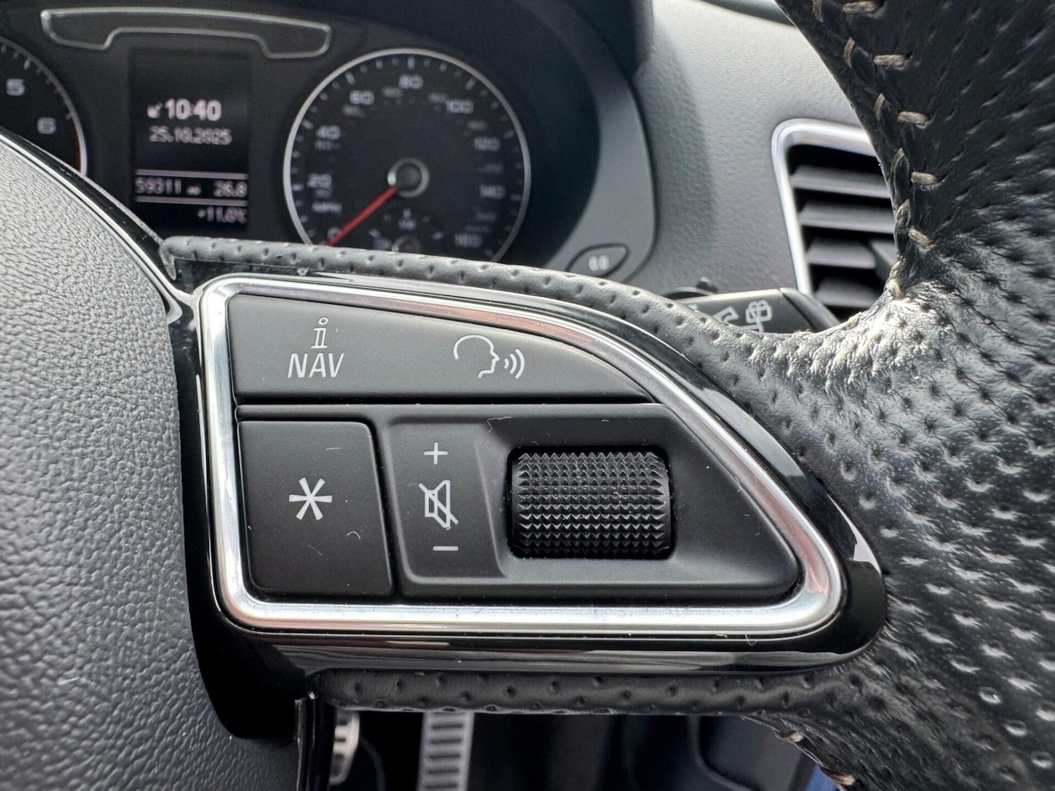 Used Audi Q3 2018 for sale - 76576593: Photo 30