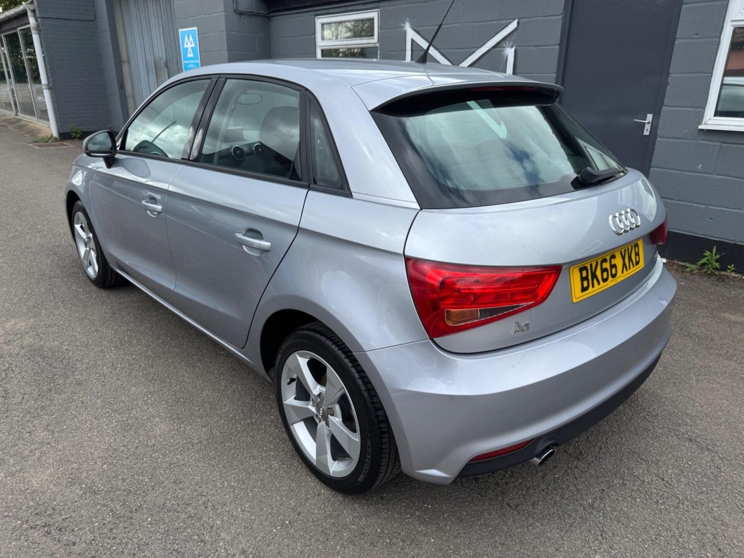 Used Audi A1 2016 for sale - 76576592: Photo 11
